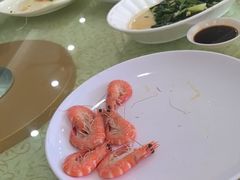 -鹏城人家海鲜酒家·23年老字号(较场尾店)