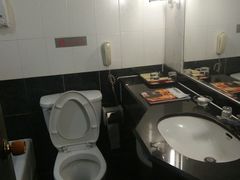 -江苏保险大厦宾馆(南京新街口德基广场店)