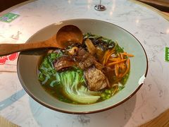 -百春原湖南牛肉粉(百联世纪店)