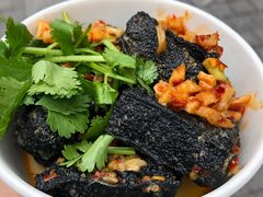 -黑色经典臭豆腐·湖南特产(坡子街店)