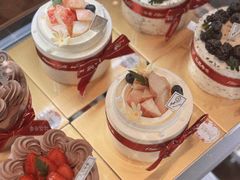 -花花卷卷·鲜食蛋糕(静安久光百货店)