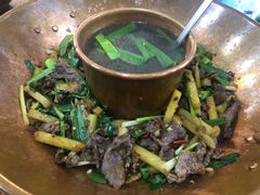 -牛喵喵铜锅牛肉馆