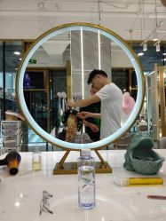 -5M HAIR SALON