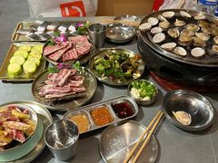 -围炉肉舍丹东海鲜烤肉·烤活鳗(步行街店)