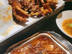 -威记烧嘢·南宁烧烤·超级生牛(绿地店)