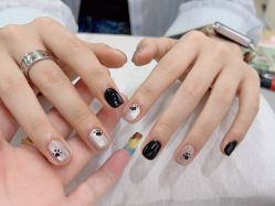 -尤米一站式美甲美睫