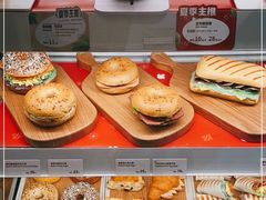 -Tims天好咖啡·贝果(雁展路万象天地店)