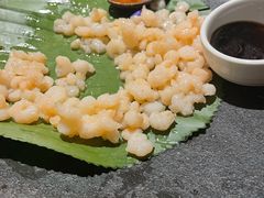 手剥河虾仁-吴越荣记苏州菜·松鼠桂鱼(月光码头店)