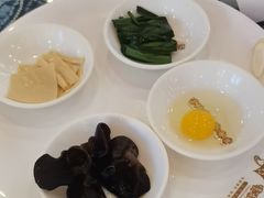 -桥香园过桥米线(国贸店)