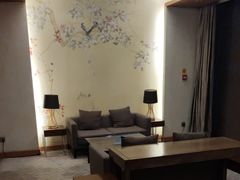 -灞柳驿酒店(香湖湾地铁站店)