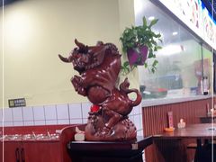 -陆记牛庄·碳锅龙虾烧烤(爱上花园店)