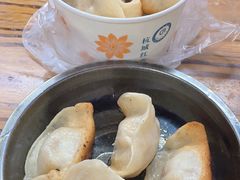 -锅贴大王南翔小笼(临沂二村店)
