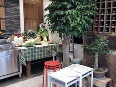露天位-白氏兄弟烧烤(尹家沟店)