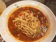 -方铲铲·成都板凳面(滨江银泰店)