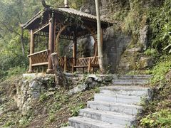 -高荡千年布依古寨旅游景区