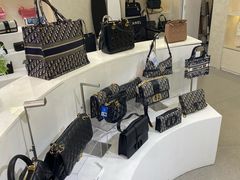 -六六奢品·vintage中古·回收二手奢侈品包包手表首饰(环球港店)
