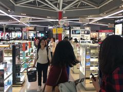 -日上免税店(三径路t3店)