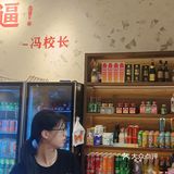 尤其是他们的特色火锅，汤底浓郁，食材新鲜