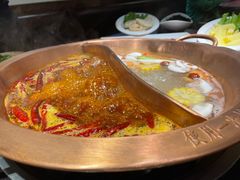 -山城鼎重庆老火锅(西安钟楼店)