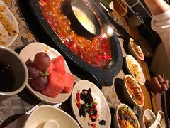 -舒家大院重庆老火锅(纪念塔店)