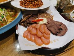 -赶海部落海鲜城(海阳路店)