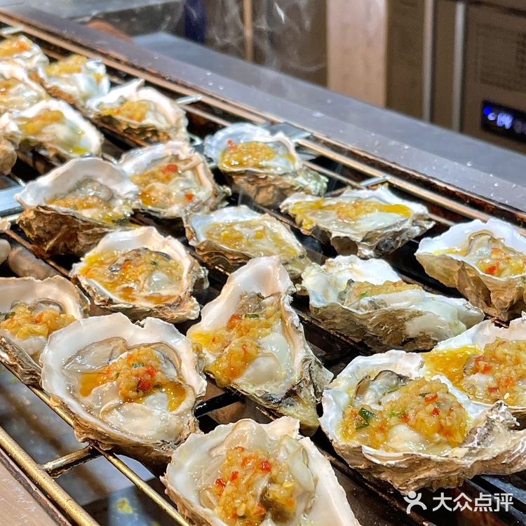 武汉的！唯一一家吃过至少十次以上的自助……