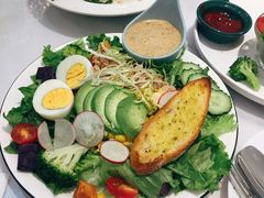 黑松露牛油果蔬菜沙拉-丽莎沙拉轻食餐厅(国贸店)