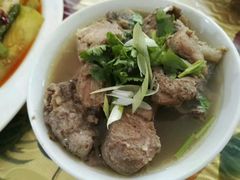 -穆豪麦蒸碗羊羔肉