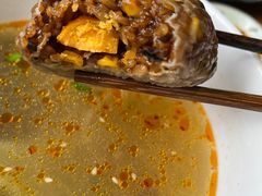 蛋黄芝士纸皮烧麦-鑫震源·苏式大虾生煎(山塘街店)
