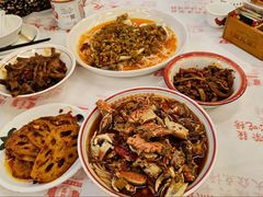 -堂瓦里·33年传统赣菜(第一街区店)