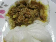 咖喱牛肉包-白玉兰食品(甜云店)