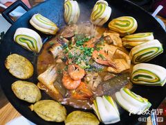 -船梆煮•蒸汽海鲜·炉火烤肉(五四广场店)