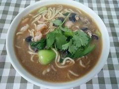 -烁佳海鲜大馅饺子