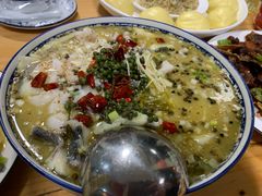 -美顺香食府鱼头老店(雪野湖店)
