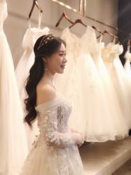 -艾米丽婚纱礼服