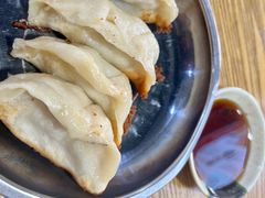 -黄阿姨锅贴大王(万航渡路店)