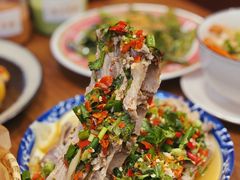 夜市网红火山排骨-曼谷食堂·泰国家庭料理(丹桂路店)