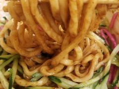 -黑八私房老北京炸酱面