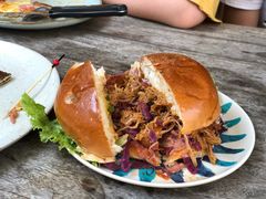 手撕猪肉汉堡-RAC BAR(安福路店)