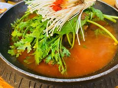 -喇喇排骨火锅·传统韩式脊骨汤(望京西园总店)