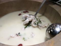 -鲜呦蒸汽石锅鱼(北辰路店)