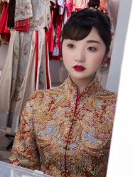 -艾米丽婚纱礼服