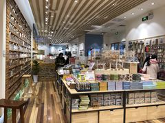 -猫的天空之城概念书店(印象城购物中心店)