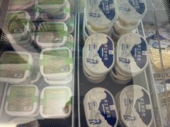 -正飞鲜奶(吐鲁番路店)
