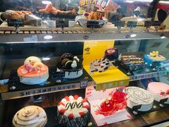 -DQ·蛋糕·冰淇淋(大宁国际商业广场店)