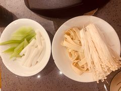-炭亲炭火干锅(红谷滩莱蒙店)