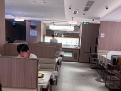 -海底捞火锅(杭州庆春路夜宵主题店)