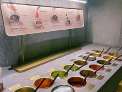 自助调料区-罗勒家·养生火锅· Bistro(大望路店)