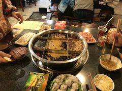 -邓莽子老火锅(中兴路总店)