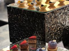 -圣丰索菲特·2 On 988 Café 自助餐厅